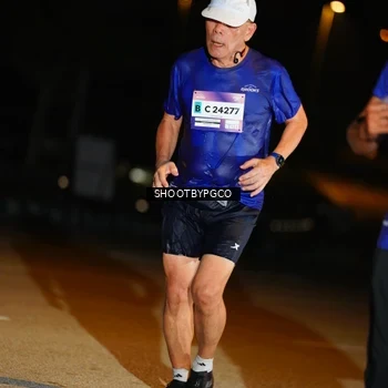 Runner Photo 7326878