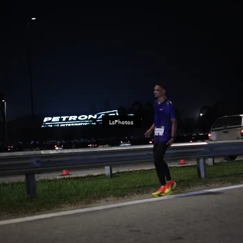 Runner Photo 7326924