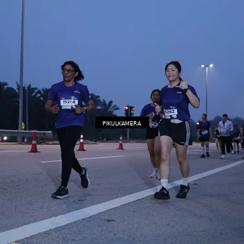 Runner Photo 7326971