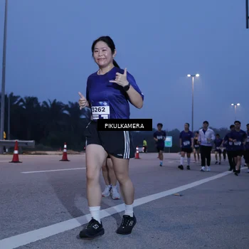 Runner Photo 7326973