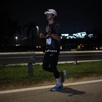 Runner Photo 7326995