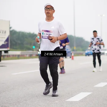 Runner Photo 7327028