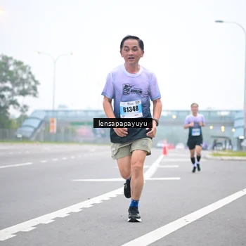 Runner Photo 7327034