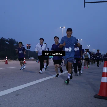 Runner Photo 7327052