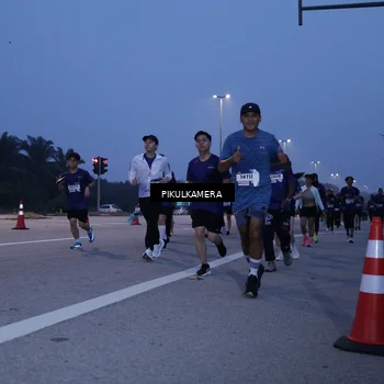 Runner Photo 7327082