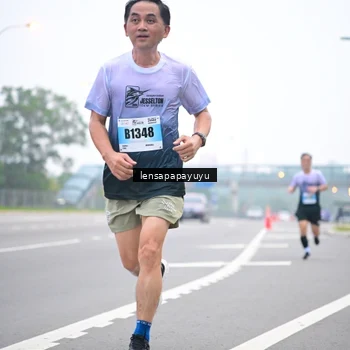 Runner Photo 7327088