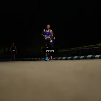 Runner Photo 7327300