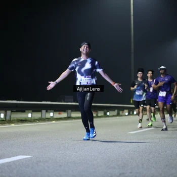 Runner Photo 7327307