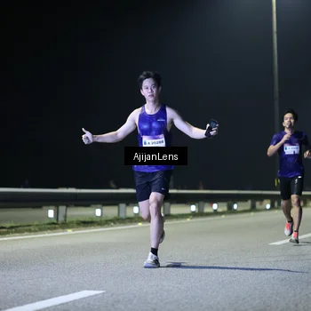 Runner Photo 7327316