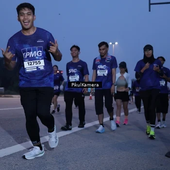 Runner Photo 7327328