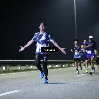 Runner Photo 7327344