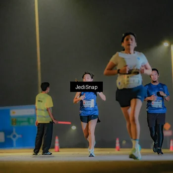 Runner Photo 7327386