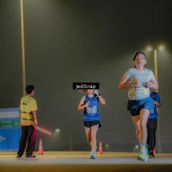 Runner Photo 7327404