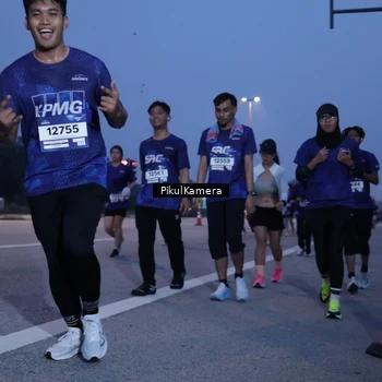 Runner Photo 7327407
