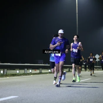 Runner Photo 7327416