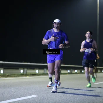 Runner Photo 7327451