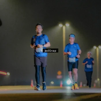 Runner Photo 7327517