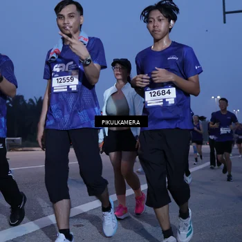 Runner Photo 7327528