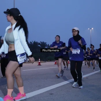 Runner Photo 7327573