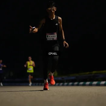 Runner Photo 7327574