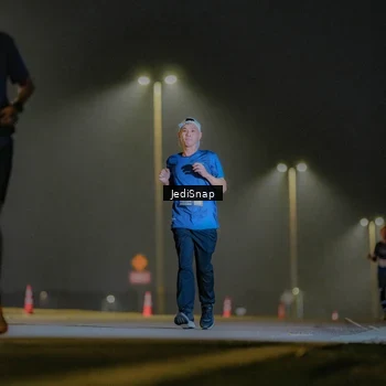 Runner Photo 7327600