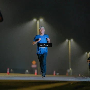Runner Photo 7327614
