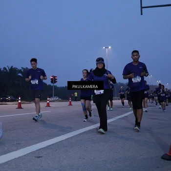 Runner Photo 7327649