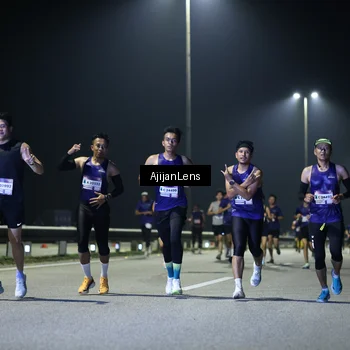 Runner Photo 7327702