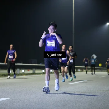 Runner Photo 7327803