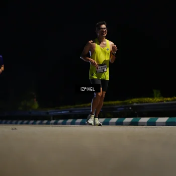 Runner Photo 7327840