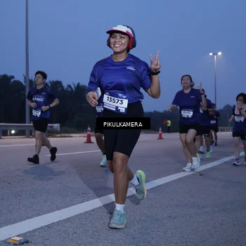 Runner Photo 7327843