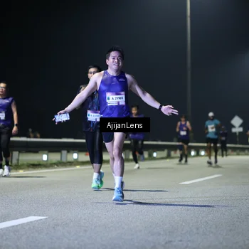 Runner Photo 7327879