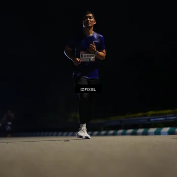 Runner Photo 7327884