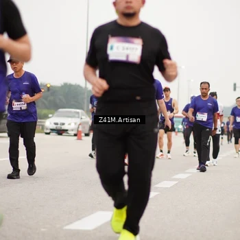 Runner Photo 7327914