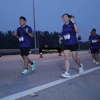 Runner Photo 7327921
