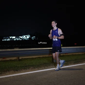 Runner Photo 7327951