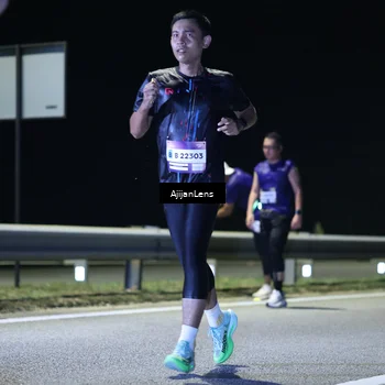 Runner Photo 7327998