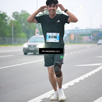 Runner Photo 7328002