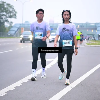 Runner Photo 7328020
