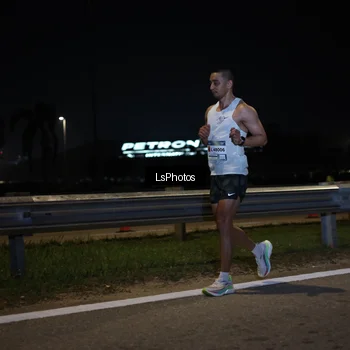 Runner Photo 7328054