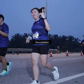 Runner Photo 7328061