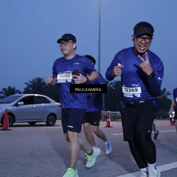 Runner Photo 7328075