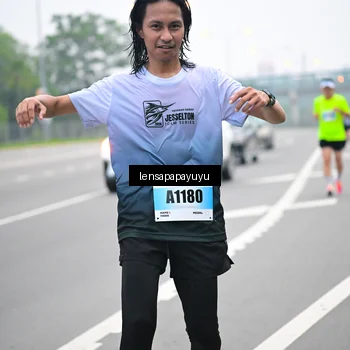 Runner Photo 7328089