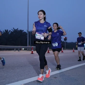Runner Photo 7328102