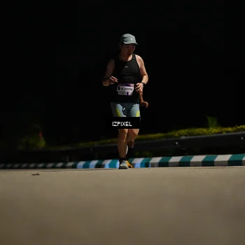 Runner Photo 7328423