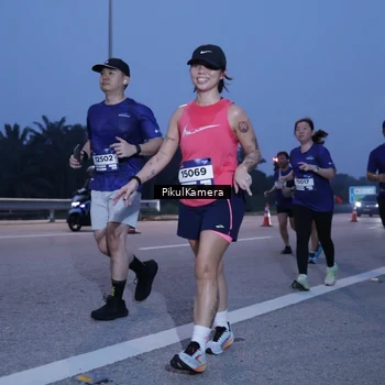 Runner Photo 7328452