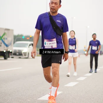 Runner Photo 7328569