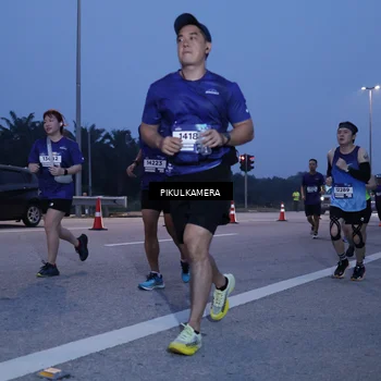 Runner Photo 7328659