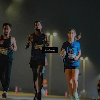 Runner Photo 7328675