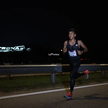 Runner Photo 7328699